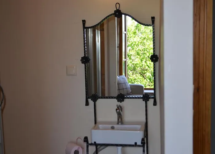 Fragrante - Adult Only 3*